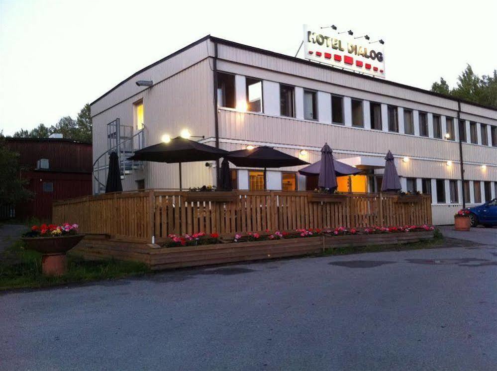 Hotell Dialog Varby Extérieur photo